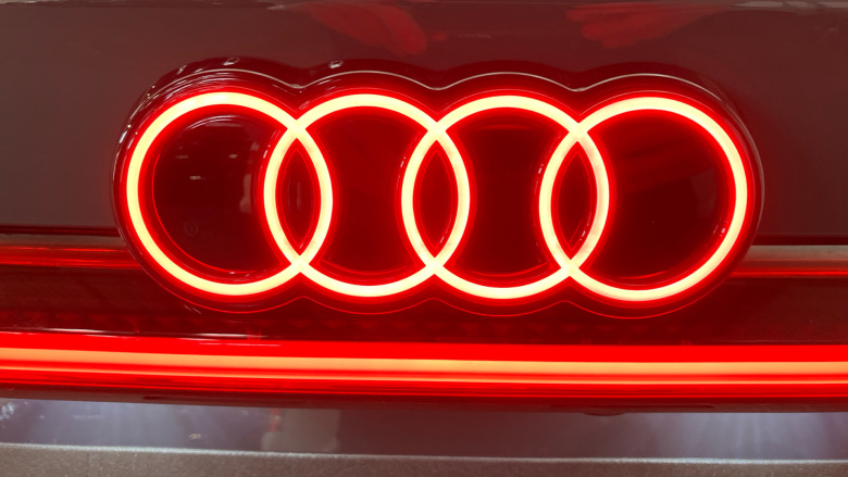 Audi A6 210kW 83kWh S Line 5dr Auto Electric Estate